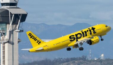 Low cost, fine del modello vincente? Dall’allarme di Spirit al passo indietro di Wizz Air, i segnali del cambio di rotta
