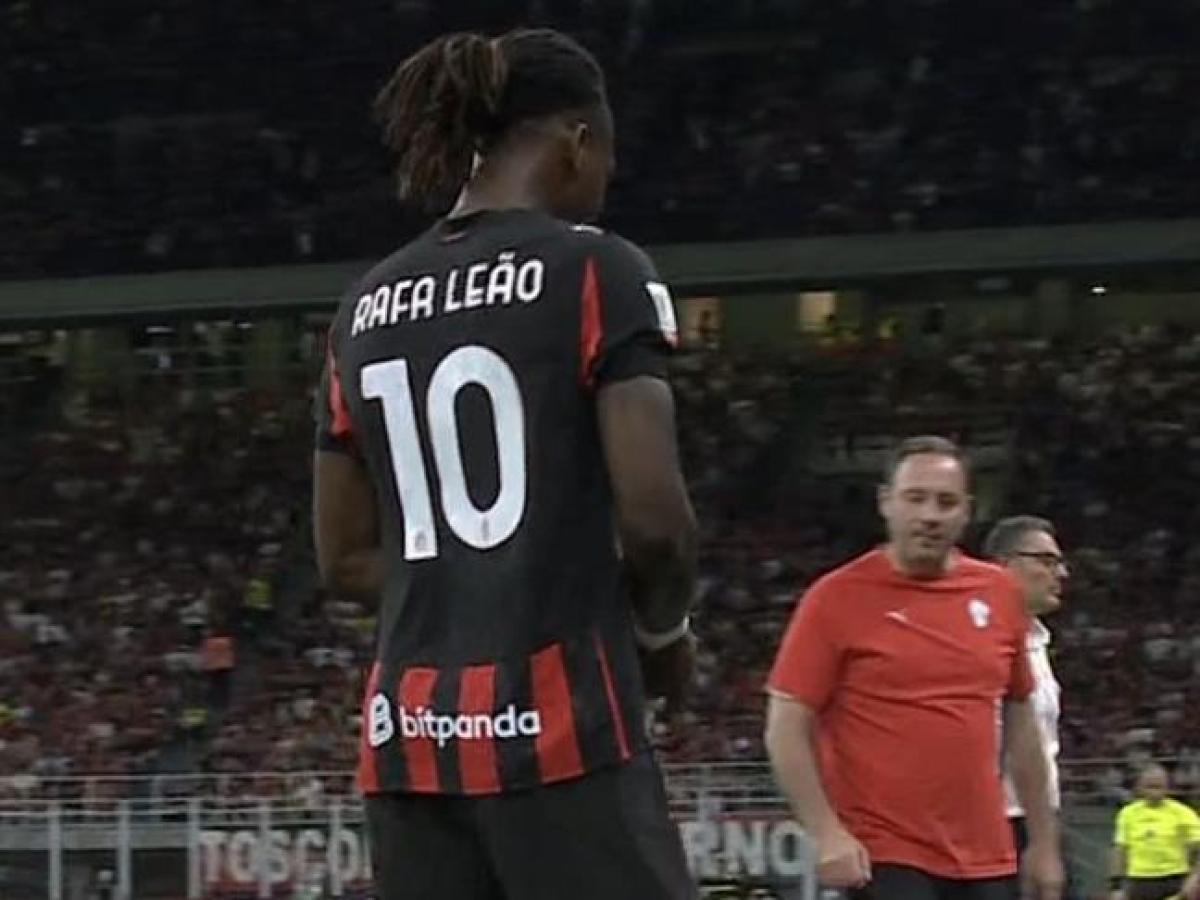 Leao fuori per infortunio dopo il gol in Milan-Bari di Coppa Italia: cosa è successo