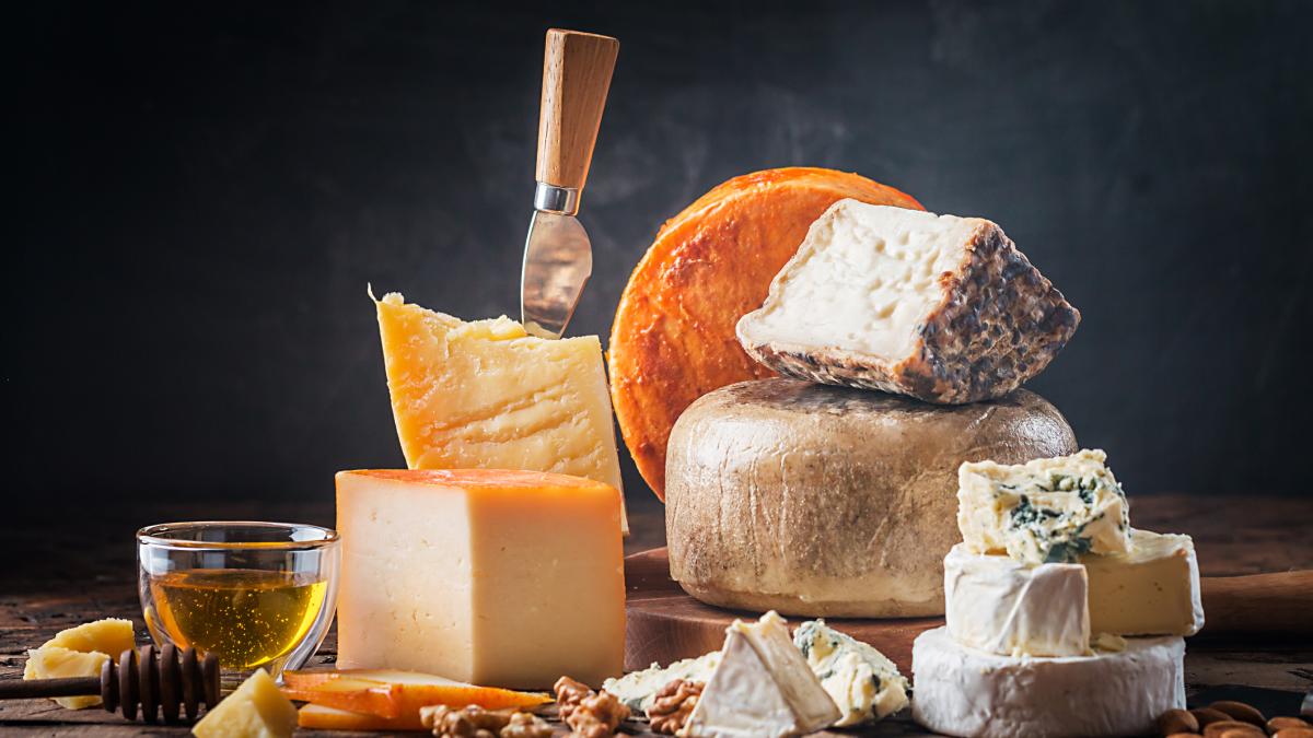 Si può mangiare il formaggio a ogni pasto? Risponde l'esperto