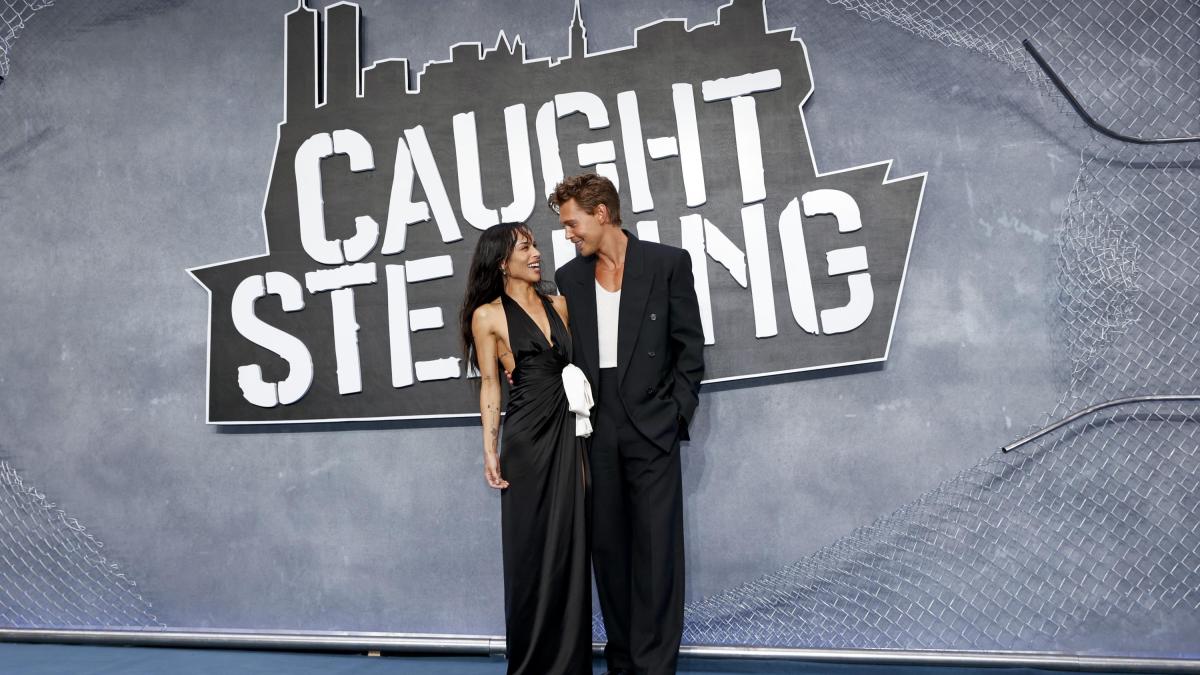Zoë Kravitz e Austin Butler, è amore? Il siparietto sul red carpet