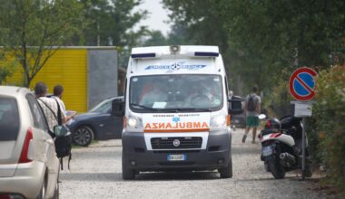 Catanzaro, un furgone in manovra investe e uccide bimbo di 2 anni