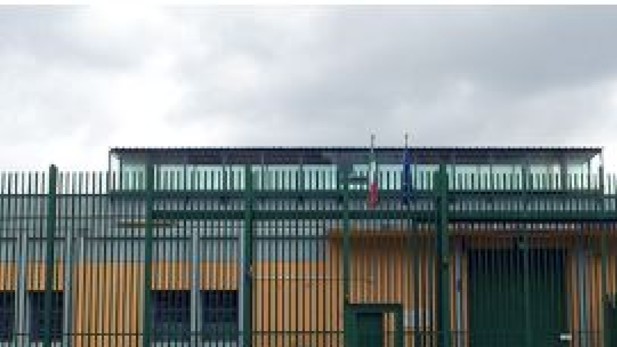 Detenuto evade dal carcere di Palmi. «Quinta fuga in cinque giorni»