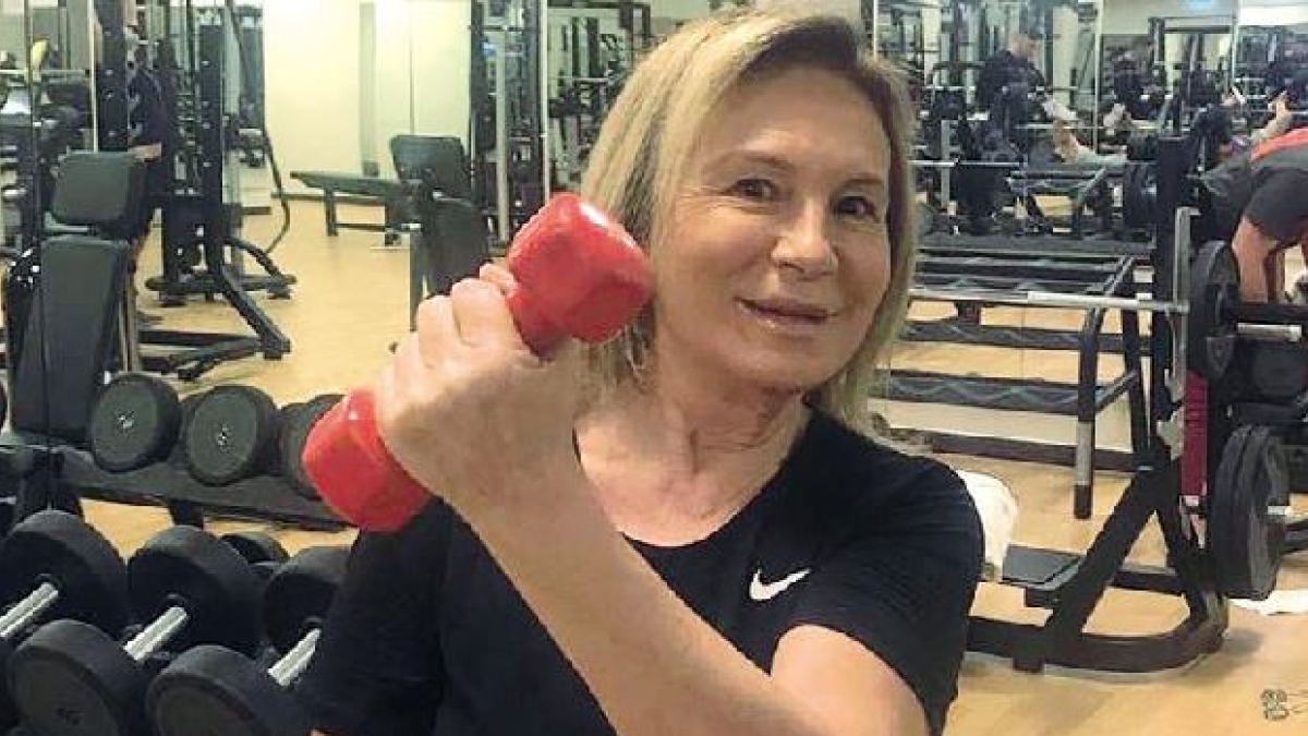 Rosanna Lambertucci: «Vado in palestra tutti i giorni. Il sesso alla mia età? Bellissimo. Andreotti venne da me in tv per confessare la sua cefalea»
