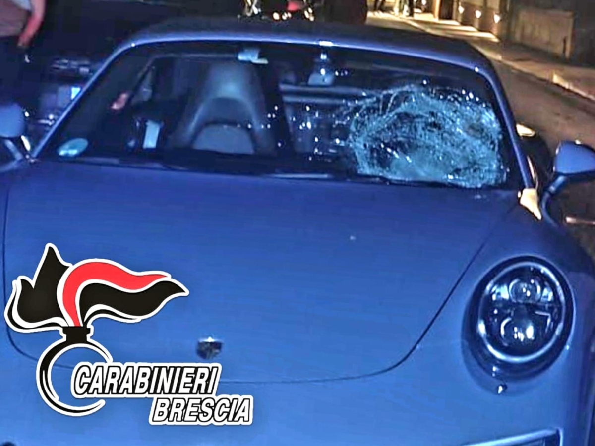 Gardone Riviera, schivano le auto per strada, ma uno di loro viene investito: grave un ragazzo irlandese di 27 anni - Corriere Brescia