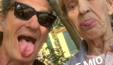 Enzo Salvi annulla lo spettacolo in Calabria: «Mia madre è in fin di vita, non la posso abbandonare»