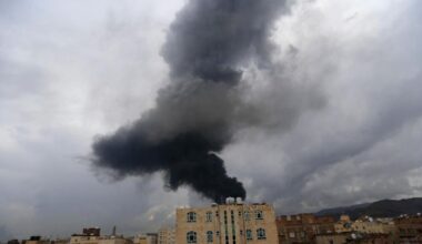 Israele-Hamas, la guerra a Gaza in diretta | Raid nello Yemen, Israele colpisce diversi capi Houthi. Esperti dell'Onu denunciano sparizioni forzate ai centri aiuti a Gaza