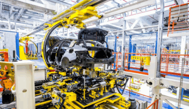 Stellantis, a Termoli in solidarietà i 2.000 dipendenti: il rebus Gigafactory