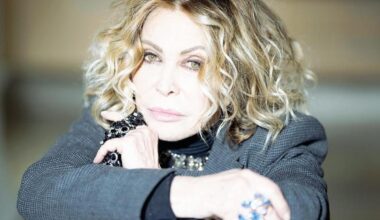Paola Quattrini: «Fui la Shirley Temple italiana ma non mi sentivo amata da papà. Mi sono fatta tremila punturine alle labbra, alle ragazze dico: non fatelo mai»