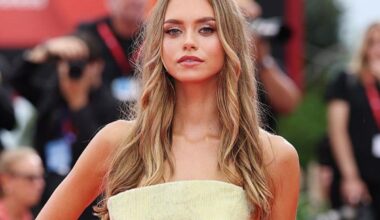 Jannik Sinner, la fidanzata Laila Hasanovic sul red carpet di Venezia
