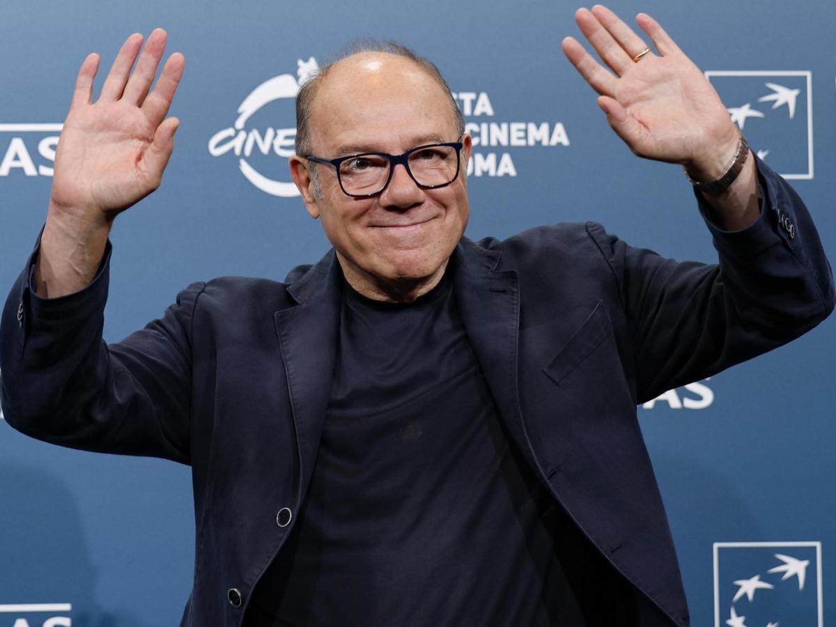Verdone e l'appello dei pro Pal: «Mi hanno messo in mezzo, nel testo non c'erano i nomi di Gadot e Butler. Questo significa censurare»