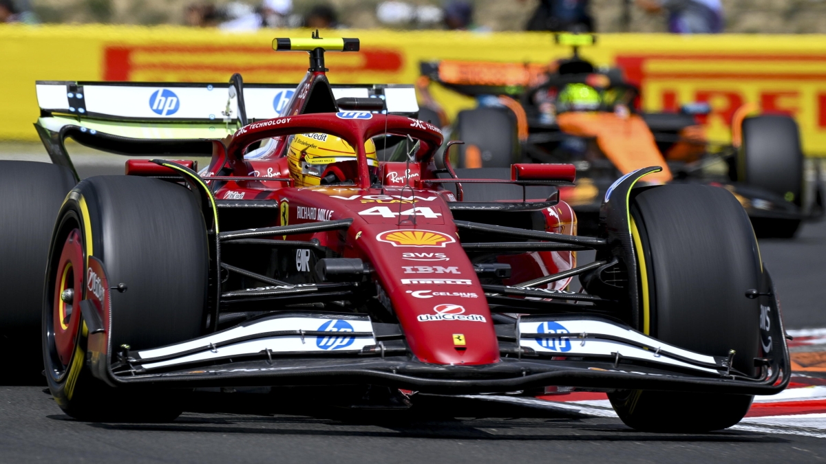 Ferrari al Gp di Olanda, i tecnici stanno aiutando Hamilton a recuperare. Ma per vincere bisogna capire la sospensione