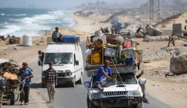 Gaza City dichiarata «zona di guerra»: l'operazione israeliana avanza. Intanto gli Usa negano il visto ad Abu Mazen per partecipare all'Assemblea Onu