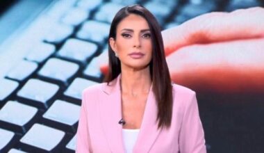 Foto intime online, la denuncia di Monica Bertini: "Mia dignità non in vendita". Il post