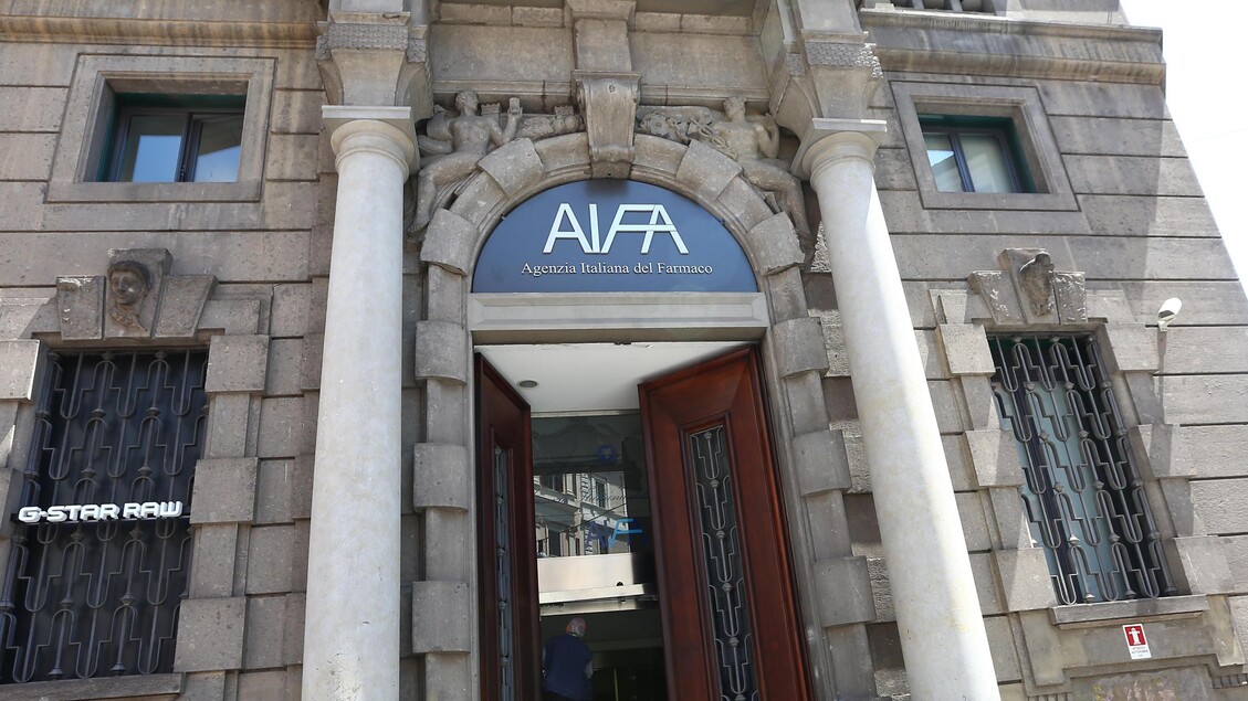 Disforia di genere per minori, via libera al registro dei farmaci - Sanità