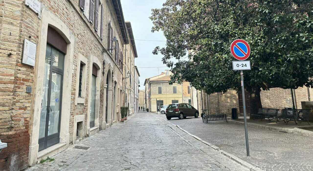 Mario Giacomelli, oggi i cent’anni dalla nascita ma non c’è una via intitolata al fotografo