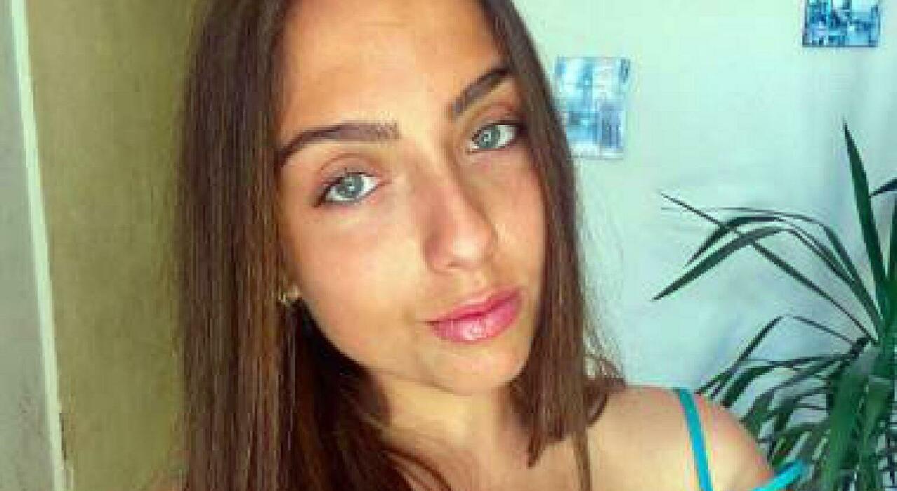 Simona Cinà morta in piscina a una festa, cosa non torna? Le tracce di sangue, i superalcolici spariti, l