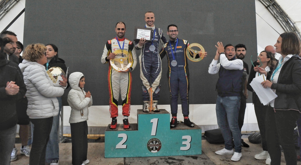 Coppa Carotti, vince a sorpresa Di Fulvio. Faggioli rallentato dal maltempo chiude undicesimo. Foto