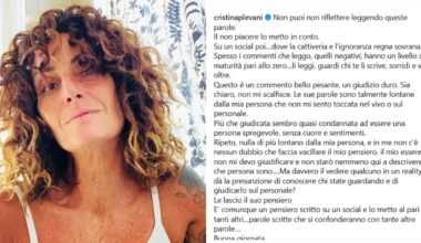 «Passivo-aggressiva e priva di gentilezza». Lei ribatte così