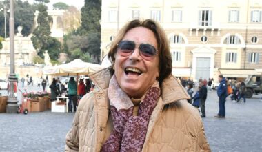 l'attore 80enne ricoverato in prognosi riservata