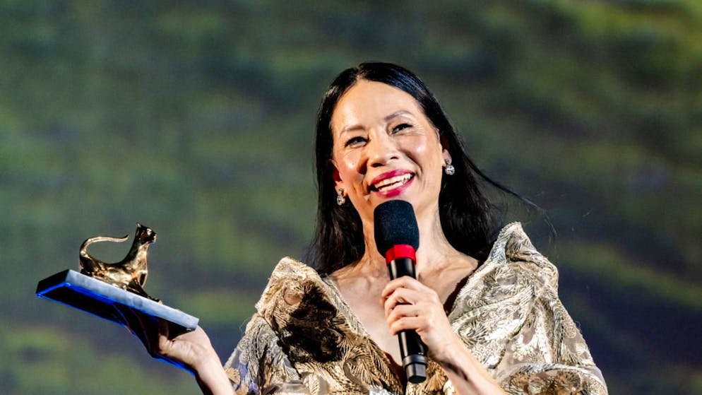 L'attrice americana Lucy Liu ha ricevuto il pardo alla carriera ("Career Achievement Award") ieri sera in Pizza Grande.