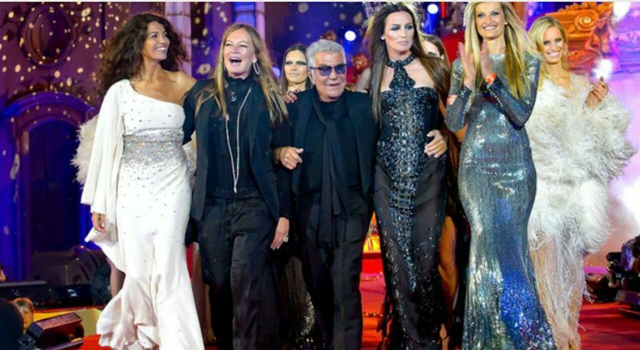il testamento, i figli (tra 2 e 57 anni), la villa da 60 stanze, lo yacht e il nodo dei debiti