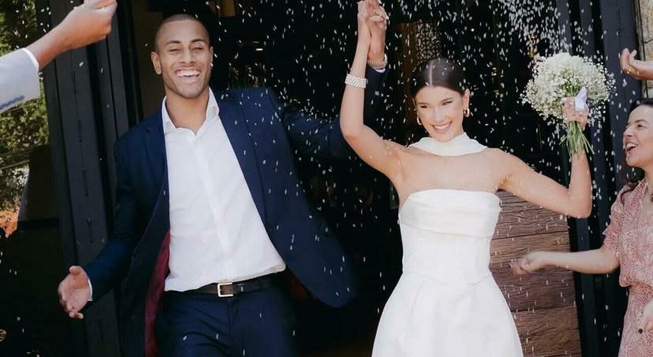 Ricardo Lucarelli e Sofia Tumminia, la 24enne ha detto sì (dopo due anni d’amore) al capitano della nazionale di pallavolo del Brasile
