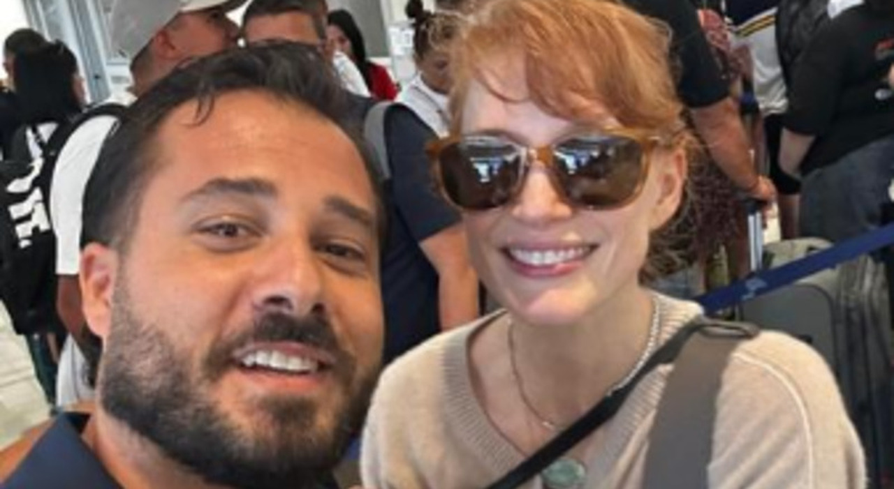 La dolce vita di Jessica Chastain tra Capri e la Costiera