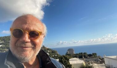 «Negli anni '70 c'erano le spiagge per nudisti, ora in giro solo suv enormi. Ma la doppia libidine è rimasta»