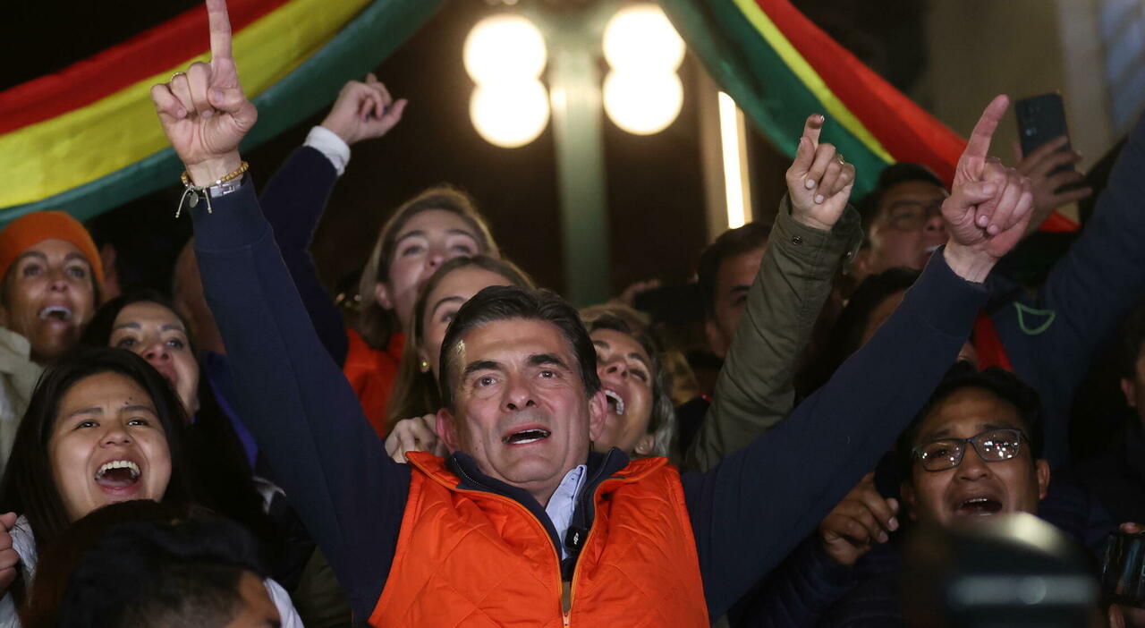 al ballottaggio Paz e Quiroga