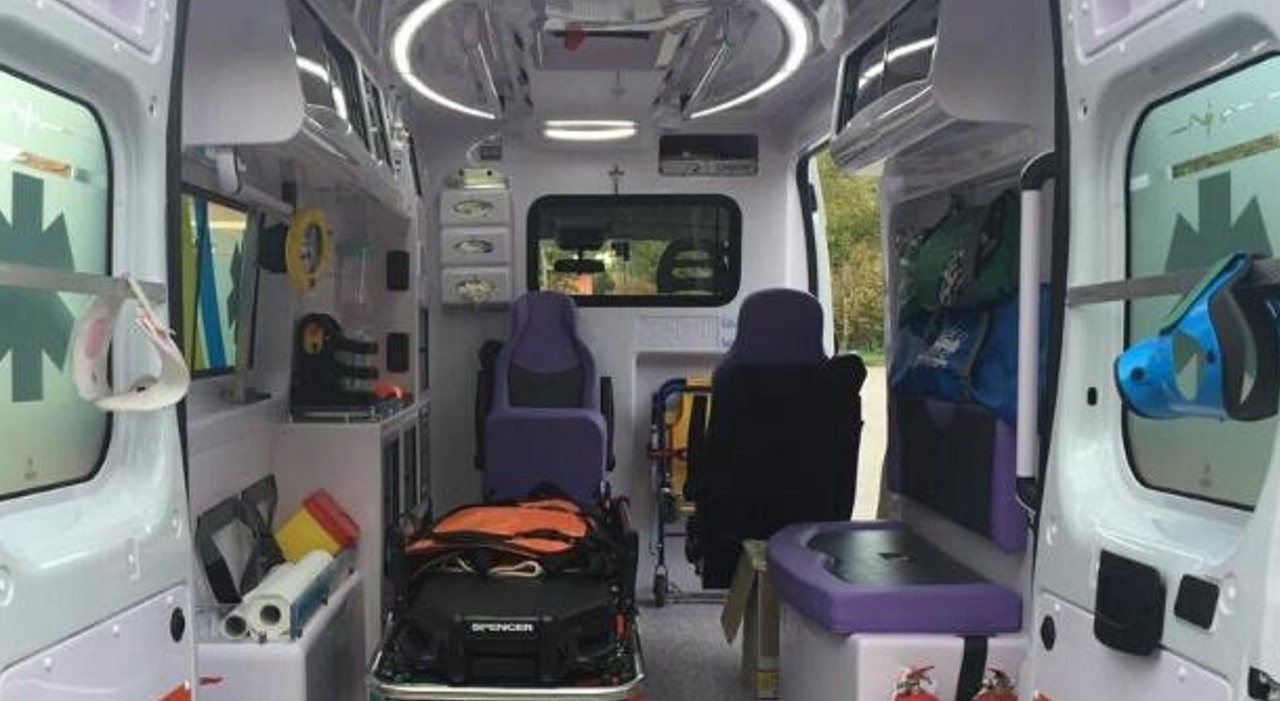 Montersarchio, ambulanza abusiva con paziente a bordo: scatta il sequestro