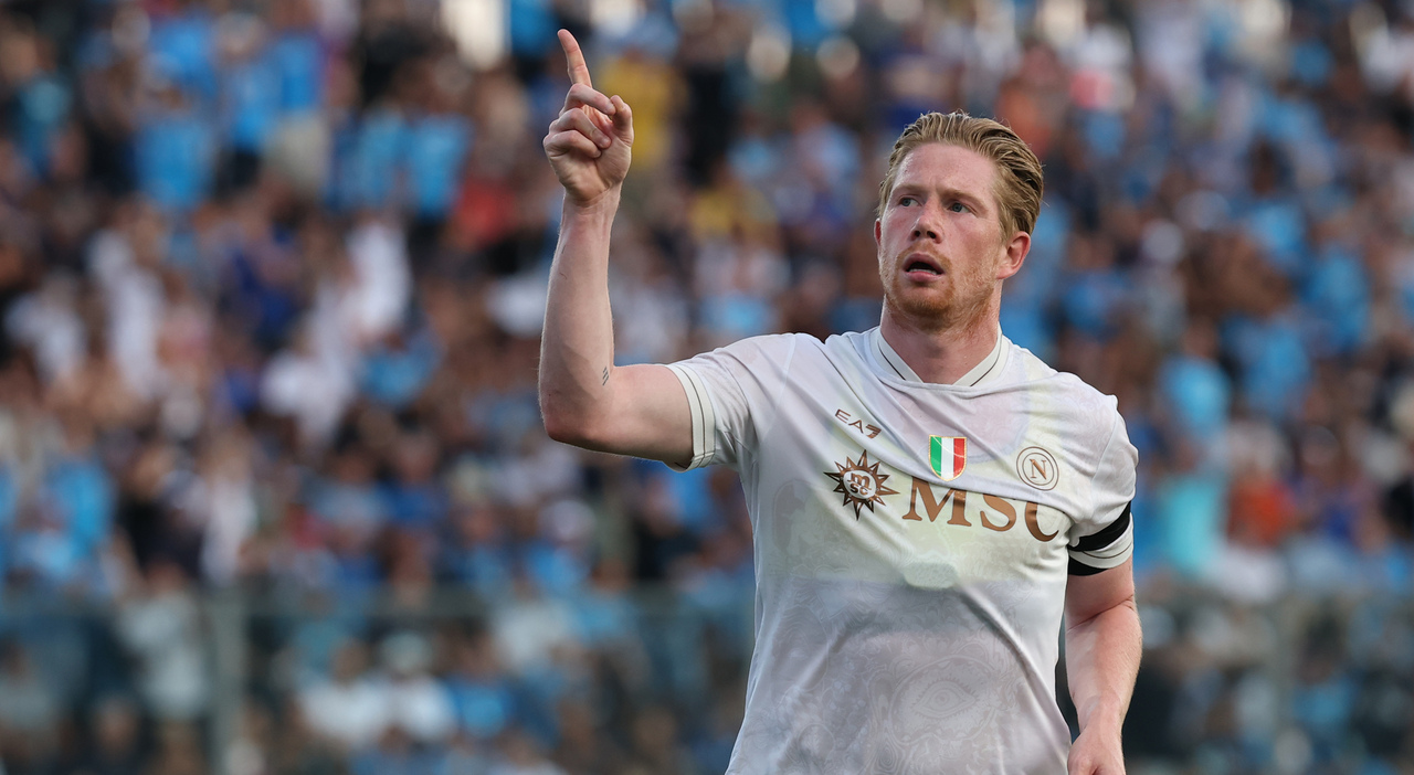 Sassuolo-Napoli, formazioni ufficiali e dove vederla in tv e streaming. C'è De Bruyne, in attacco Lucca. Grosso si affida a Berardi