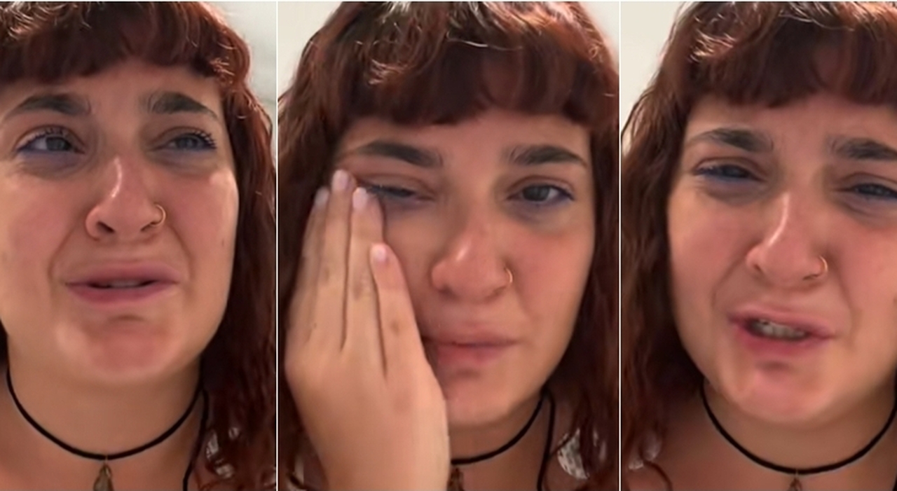 «Se vuoi toglierti il reggiseno fai felici tutti». L'ospedale apre un'indagine