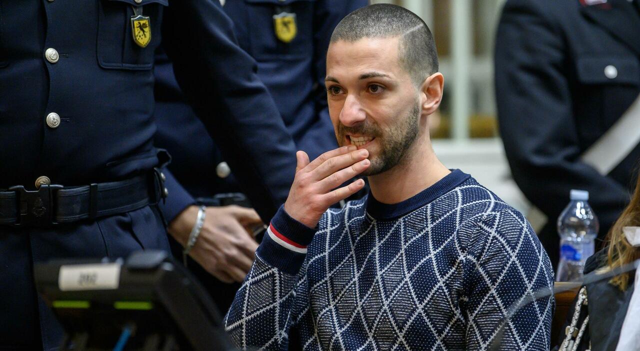 «Comprò l'auto del killer per farlo risultare nullatenente»