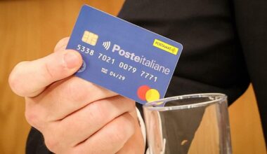 Social card, bonus auto elettriche e piscologo: a settembre sarà pioggia di sostegni, ecco come richiederli - Il Messaggero