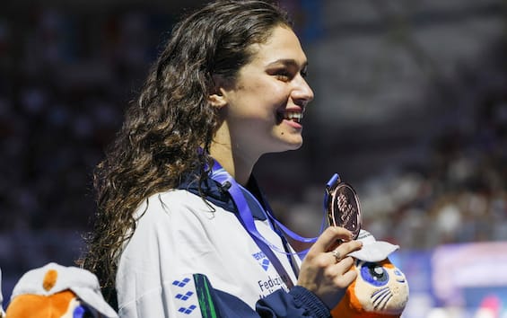 Mondiali di nuoto 2025, i risultati delle gare di oggi: bronzo per Pilato, staffetta mista 4^