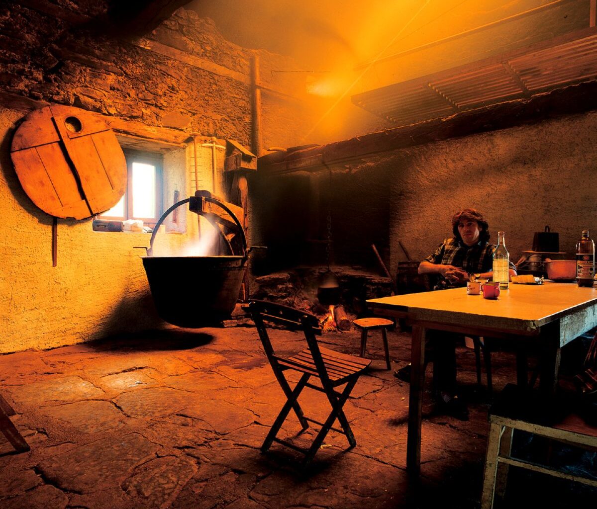 Una delle immagini della mostra Passaggi-Sul fil dal timp, foto di Ulderica Da Pozzo