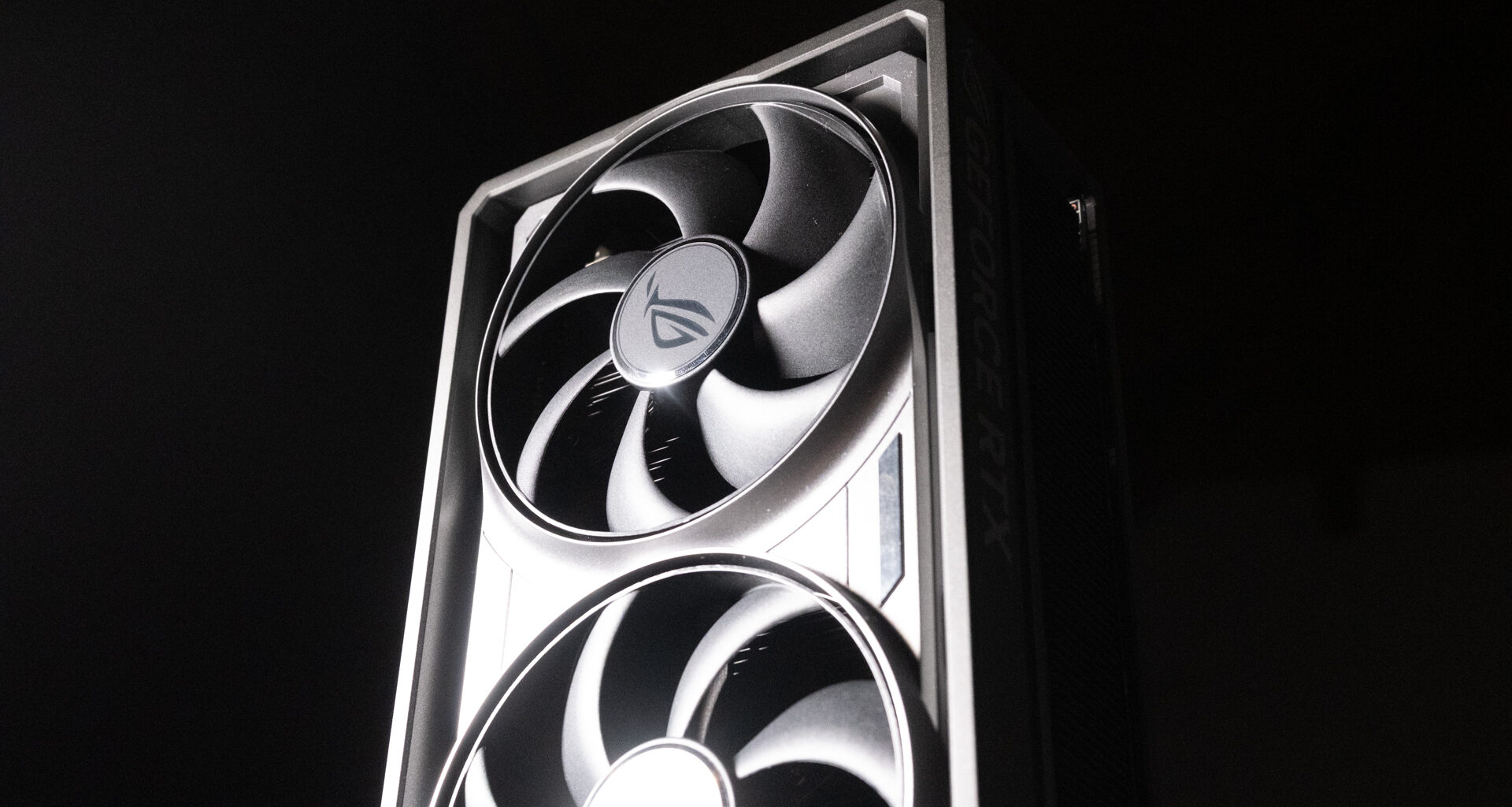 RTX 5090 spedita senza chip memoria e video in Europa