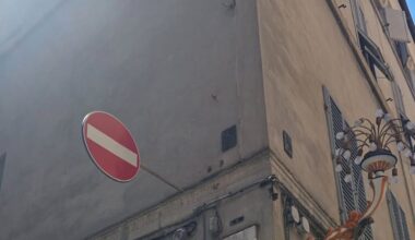 Alessandro Borghi a Siena: l'attore svela la sua visita con una foto di "Cane e Gatto"