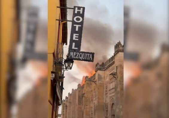 Spagna, in fiamme Moschea di Cordova patrimonio Unesco. VIDEO