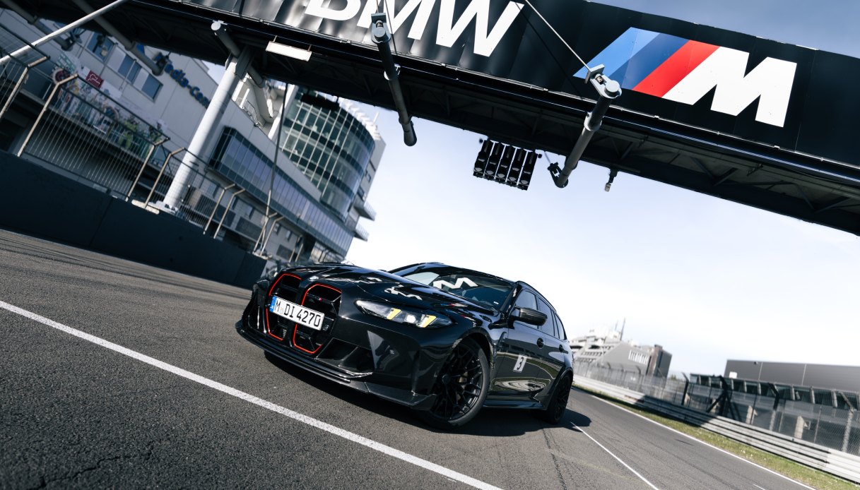 BMW M3 CS Touring, la wagon più veloce del Nürburgring