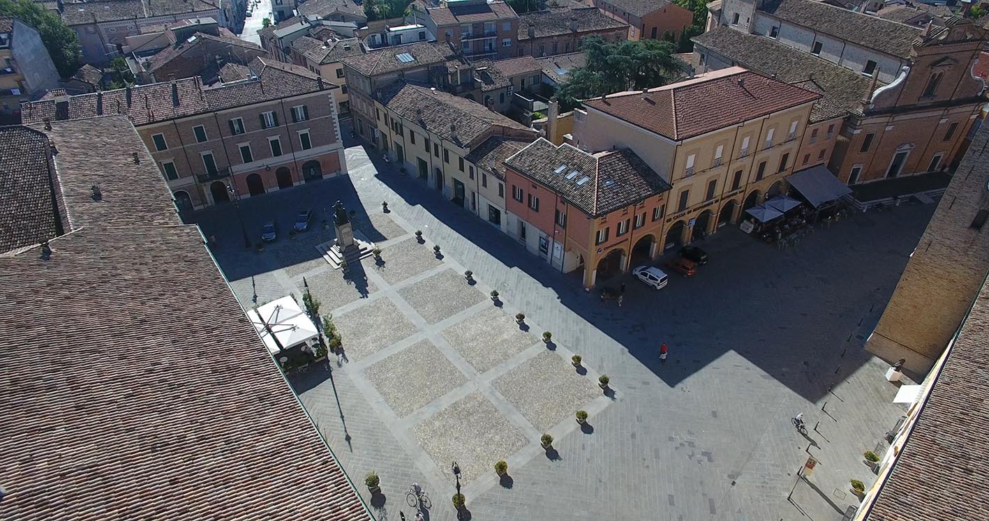 Bagnacavallo Aerea Piazza