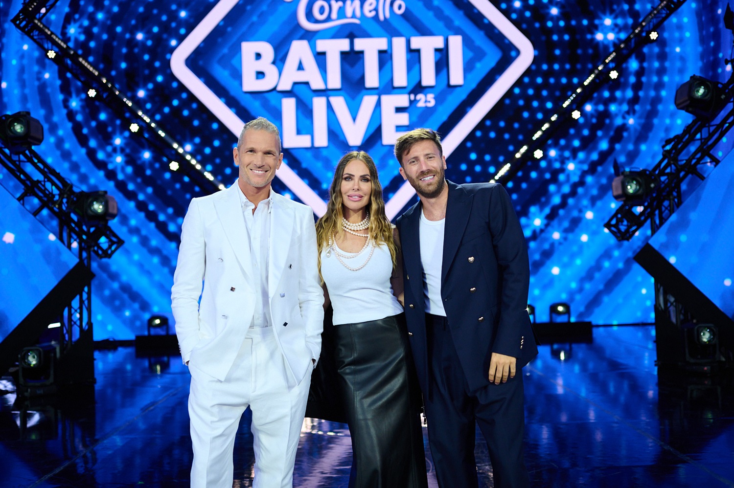 Ascolti TV | Lunedì 4 Agosto 2025. Battiti Live chiude al 19.3%, La Ruota oltre i 4,4 milioni (26.9%)