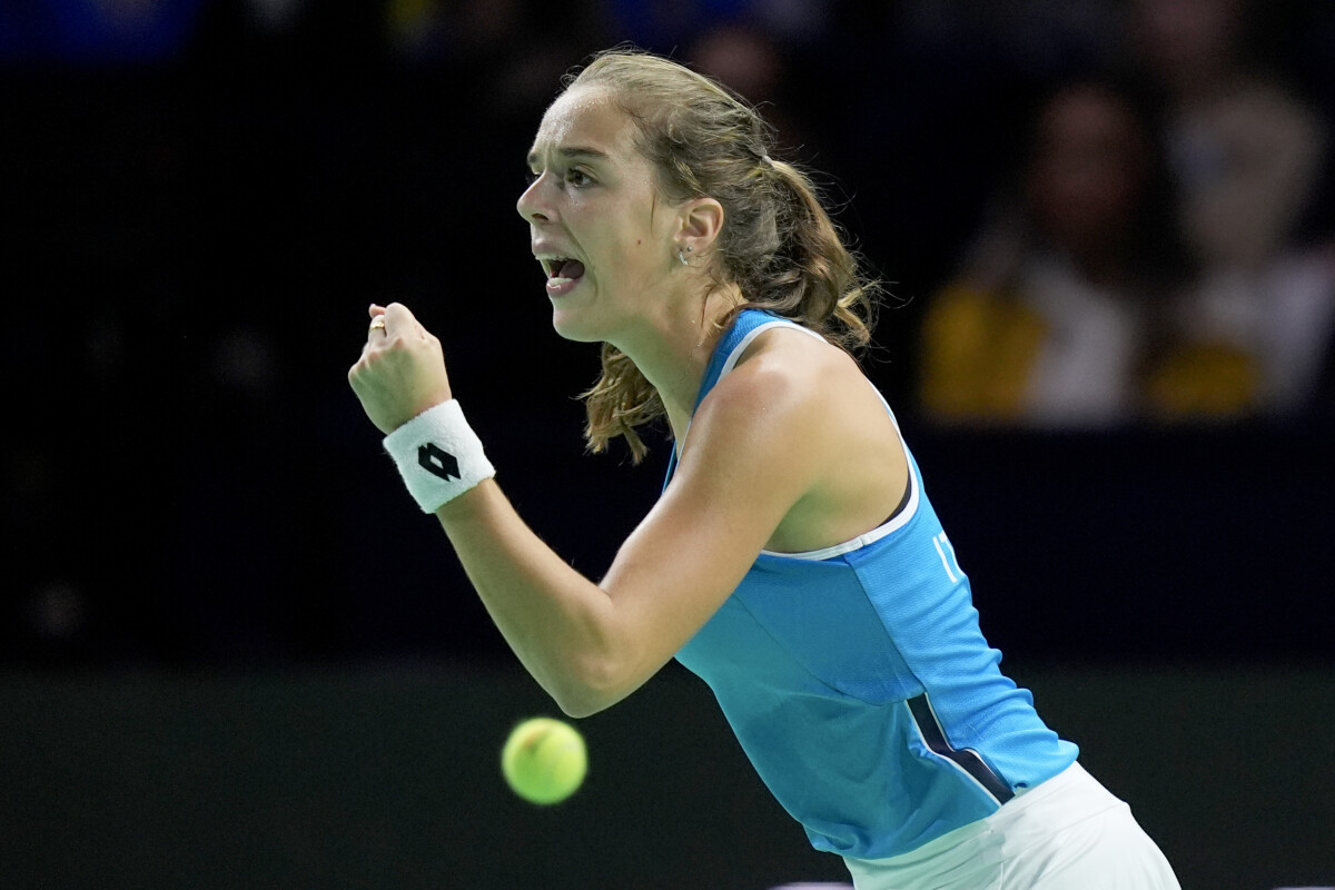 Colpaccio Bronzetti! Ostapenko è battuta: en-plein Italia agli ottavi a Cincinnati