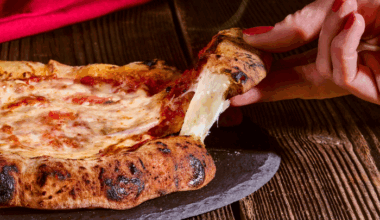 ‘Clerks’, Italpizza, e un secolo duro da digerire