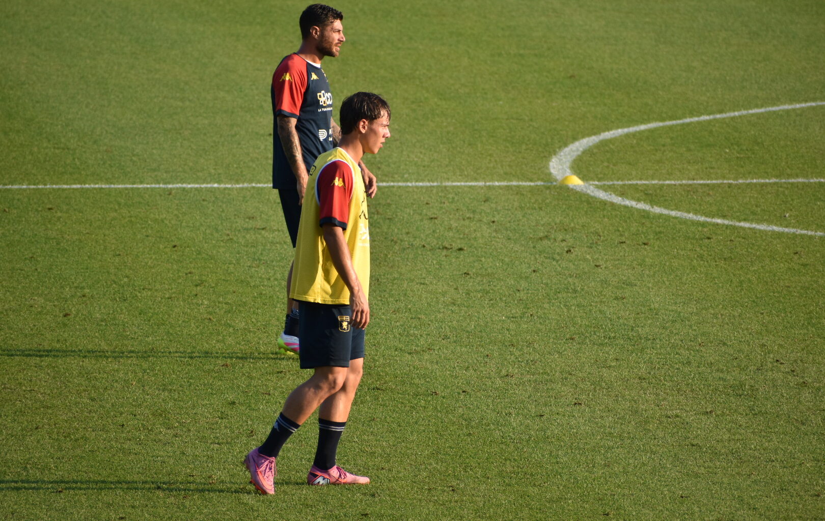 Genoa, il resoconto dell'allenamento. Cuenca in gruppo, Messias a parte