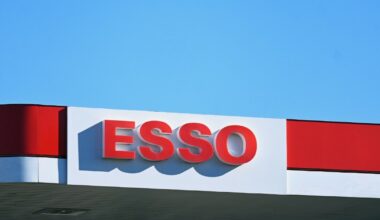 Il marchio di distributori Esso torna in mani italiane: acquisito da un consorzio per 425 milioni di euro - Il Fatto Quotidiano