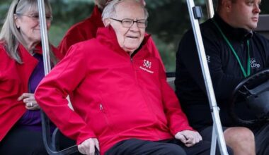 Warren Buffet in pensione: il capitalista che riscrive il capitalismo - Sky TG24