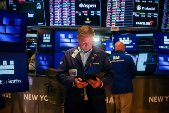 Dazi Usa, crollo Borse europee: bruciati 269 miliardi, Milano -2,55%. In calo Wall Street
