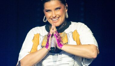 Nelly Furtado, la risposta ai body-shamers è affidata a una T-shirt