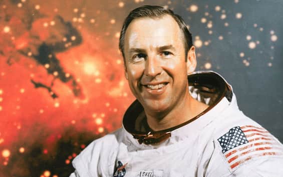 È morto Jim Lovell, astronauta della Nasa al comando dell'Apollo 13
